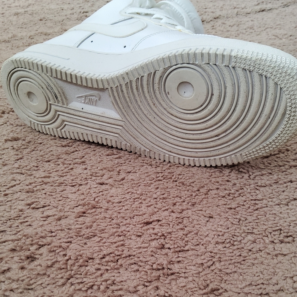 🔥Nike Air Force 1 '07 Mens White Sneakers Size 7.5🔥 - Picture 13 of 16